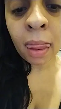 Snapshot of hirla chatting on May 28, 2026, 8:33 am hirla online show from May 28, 2026, 8:33 am