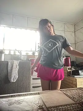 larysinha online show from February 24, 2026, 11:44 am