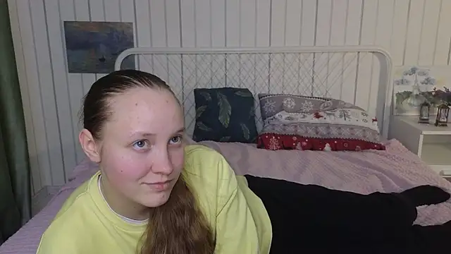 Snapshot of BibiStapler chatting on February 15, 2026, 7:13 pm BibiStapler online show from February 15, 2026, 7:13 pm