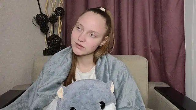 Snapshot of BibiStapler chatting on December 15, 2025, 8:14 pm BibiStapler online show from December 15, 2025, 8:14 pm