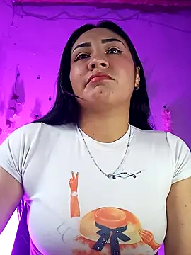 Emy cutee online show from February 2, 2026, 12:59 pm