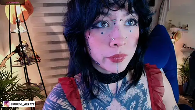 AryRousse online show from May 2, 2026, 4:07 am