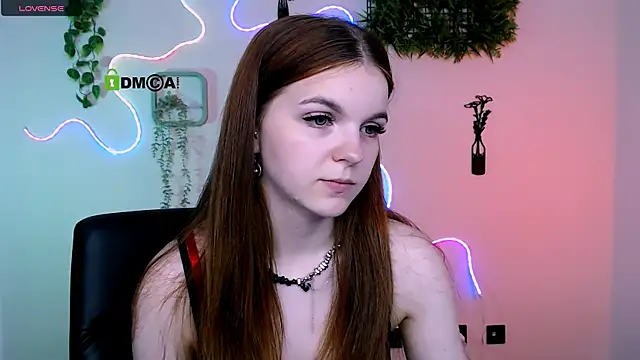 mikameovv online show from August 3, 2026, 7:31 pm