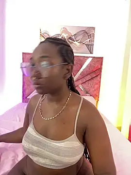 Snapshot of ZahhyGrey chatting on March 18, 2026, 9:15 pm ZahhyGrey online show from March 18, 2026, 9:15 pm