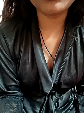 Snapshot of Rukmadi_hot chatting on December 17, 2025, 4:39 am Rukmadi hot online show from December 17, 2025, 4:39 am