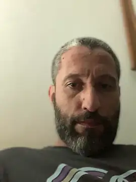 Calientesensible online show from March 12, 2026, 4:07 am