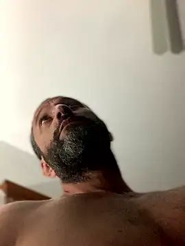 Calientesensible online show from March 16, 2026, 4:09 am