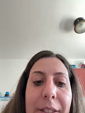 Snapshot of Sareyxon chatting on March 22, 2026, 9:33 am Sareyxon online show from March 22, 2026, 9:33 am