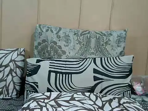 naughty horny bitch online show from March 4, 2026, 6:48 pm