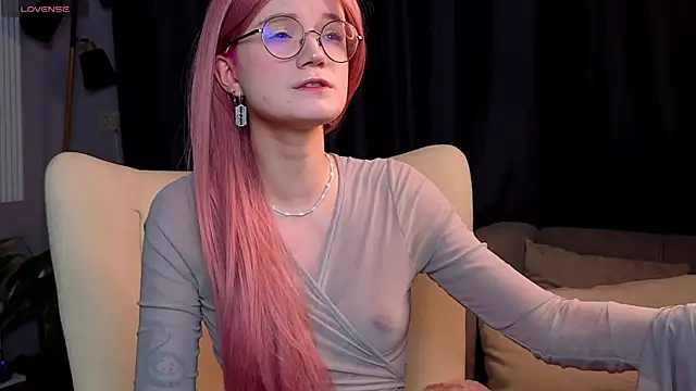 Snapshot of Kitty_smalltits chatting on January 12, 2026, 4:08 am Kitty smalltits online show from January 12, 2026, 4:08 am