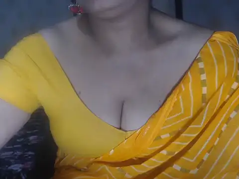 Hotronita123 online show from December 18, 2025, 5:34 am