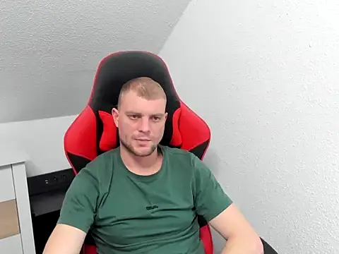 Snapshot of ladny92 chatting on February 15, 2026, 5:23 pm ladny92 online show from February 15, 2026, 5:23 pm