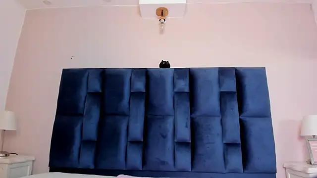 Snapshot of GrishaMochka chatting on January 13, 2026, 12:42 pm GrishaMochka online show from January 13, 2026, 12:42 pm