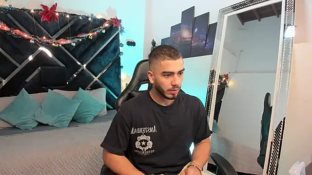 Snapshot of Franco_banderas chatting on January 6, 2026, 12:53 pm Franco banderas online show from January 6, 2026, 12:53 pm