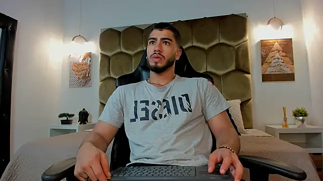 Snapshot of Franco_banderas chatting on February 16, 2026, 9:30 am Franco banderas online show from February 16, 2026, 9:30 am