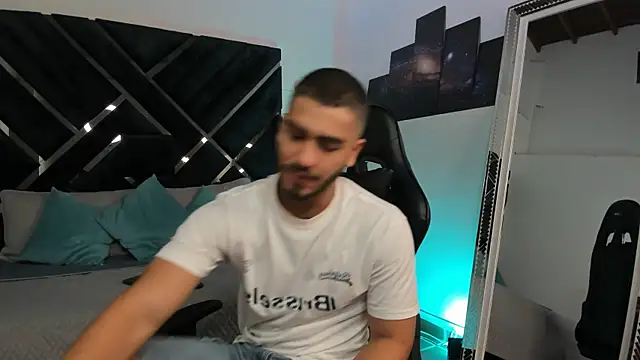 Snapshot of Franco_banderas chatting on January 7, 2026, 1:49 pm Franco banderas online show from January 7, 2026, 1:49 pm