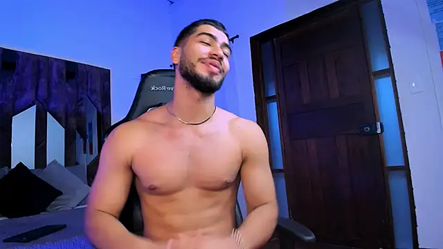 Snapshot of Franco_banderas chatting on February 19, 2026, 12:13 pm Franco banderas online show from February 19, 2026, 12:13 pm