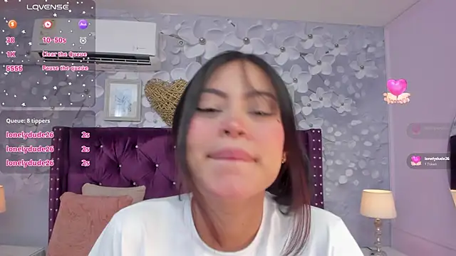 babywildlola online show from December 16, 2025, 3:55 am