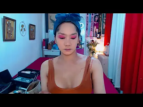 UrScreenGoddess online show from December 18, 2025, 8:56 pm