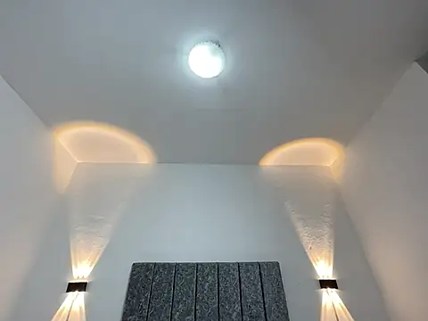 Snapshot of Mia_Allenn chatting on February 3, 2026, 12:32 pm Mia Allenn online show from February 3, 2026, 12:32 pm