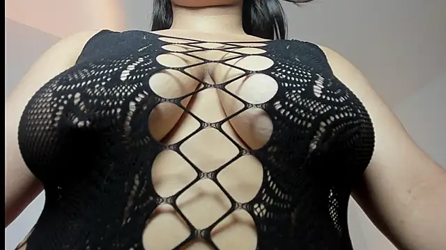 Snapshot of Mia_Allenn chatting on February 16, 2026, 12:26 pm Mia Allenn online show from February 16, 2026, 12:26 pm