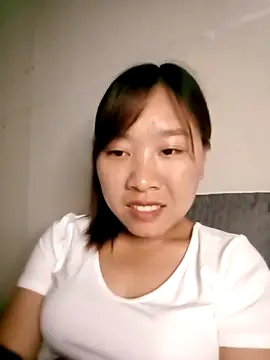 Minsssa20 online show from April 1, 2026, 1:41 pm