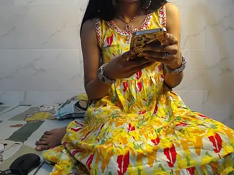 Snapshot of Parimodel19 chatting on December 4, 2025, 12:59 pm Parimodel19 online show from December 4, 2025, 12:59 pm