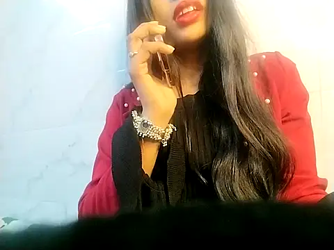 Snapshot of Parimodel19 chatting on December 5, 2025, 7:01 pm Parimodel19 online show from December 5, 2025, 7:01 pm