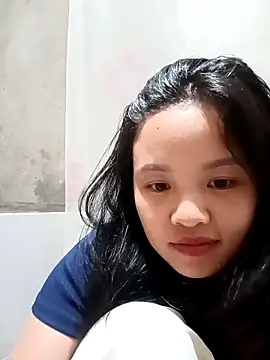 Pretty-haert online show from May 11, 2026, 4:04 pm