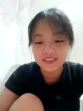 Pretty-haert online show from May 7, 2026, 3:48 pm