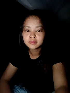 Snapshot of Pretty-haert chatting on December 4, 2025, 7:24 pm Pretty-haert online show from December 4, 2025, 7:24 pm