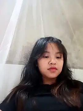 Snapshot of Pretty-haert chatting on April 9, 2026, 4:47 am Pretty-haert online show from April 9, 2026, 4:47 am