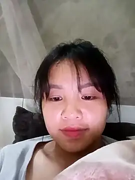 Pretty-haert online show from May 7, 2026, 2:38 am