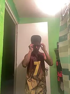 Snapshot of ivanmoremore chatting on March 28, 2026, 12:06 pm ivanmoremore online show from March 28, 2026, 12:06 pm