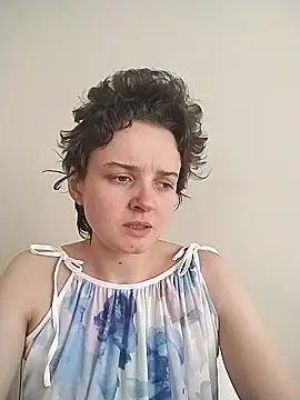 Amy01112 online show from May 31, 2026, 1:17 pm