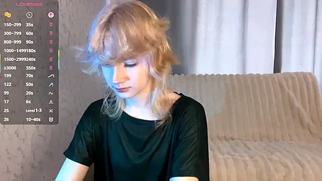 Snapshot of MargyDejong chatting on April 24, 2026, 12:07 pm MargyDejong online show from April 24, 2026, 12:07 pm