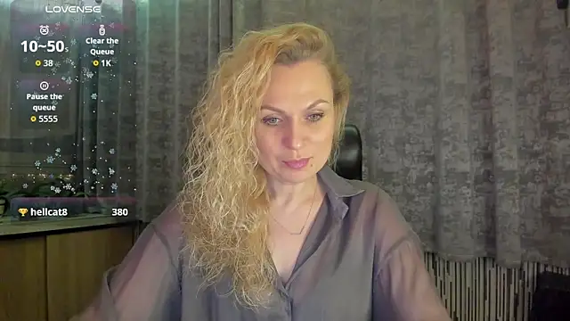 LanaLight x online show from February 23, 2026, 5:24 pm