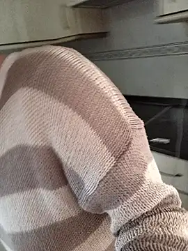 gatitachula93 online show from February 24, 2026, 1:45 pm