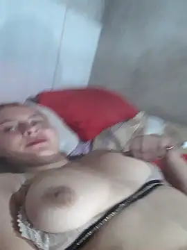 Estefanny Lolyy online show from January 6, 2026, 4:16 am