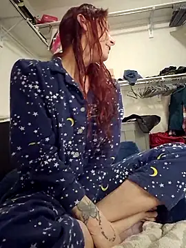 Snapshot of poleslut69 chatting on March 8, 2026, 2:04 am poleslut69 online show from March 8, 2026, 2:04 am