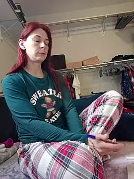 Snapshot of poleslut69 chatting on April 13, 2026, 1:37 pm poleslut69 online show from April 13, 2026, 1:37 pm