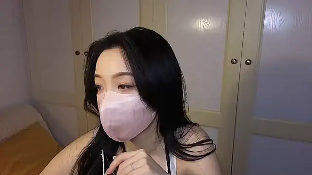 Snapshot of nayomi_34f chatting on December 16, 2025, 11:03 am nayomi 34f online show from December 16, 2025, 11:03 am