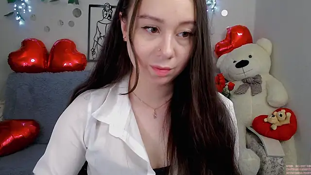 AlinaEleven online show from June 6, 2026, 11:54 pm