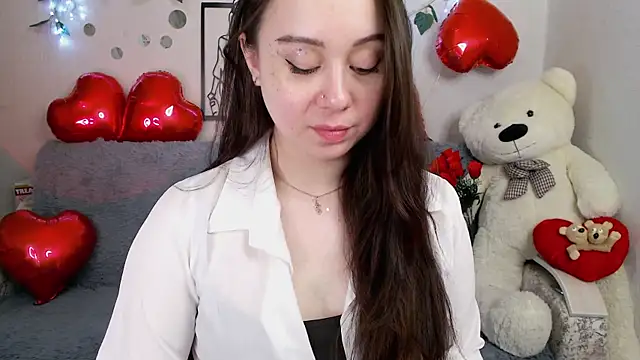 AlinaEleven online show from May 3, 2026, 10:57 pm