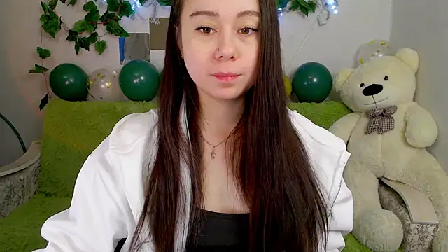 AlinaEleven online show from December 13, 2025, 11:44 pm