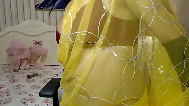 Snapshot of Ghost-04 chatting on March 21, 2026, 10:57 pm Ghost-04 online show from March 21, 2026, 10:57 pm