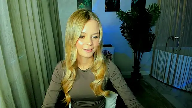 Snapshot of MidnighteAura chatting on May 30, 2026, 11:38 am MidnighteAura online show from May 30, 2026, 11:38 am