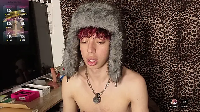 Snapshot of Otter_Starr chatting on February 10, 2026, 3:49 am Otter Starr online show from February 10, 2026, 3:49 am