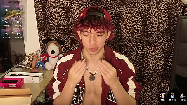 Snapshot of Otter_Starr chatting on February 9, 2026, 6:22 am Otter Starr online show from February 9, 2026, 6:22 am