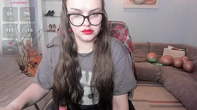 KamillaJei online show from April 15, 2026, 4:18 am